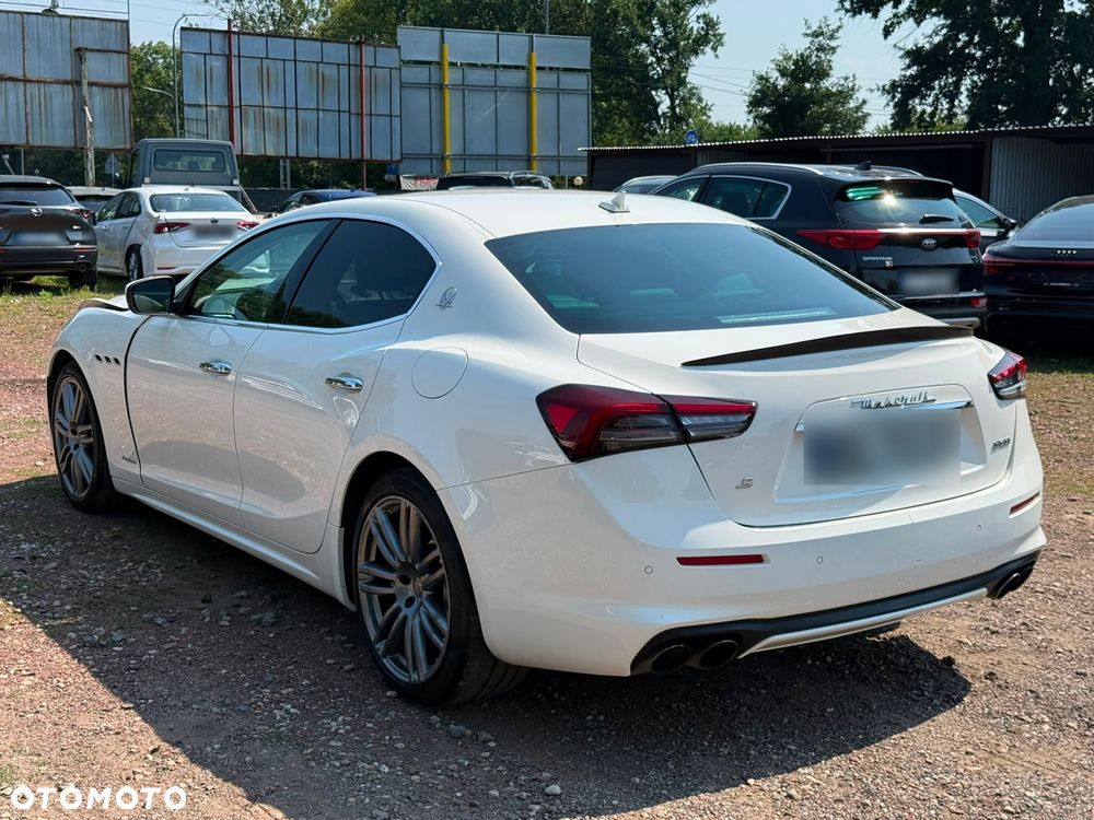 Maserati Ghibli S - 4