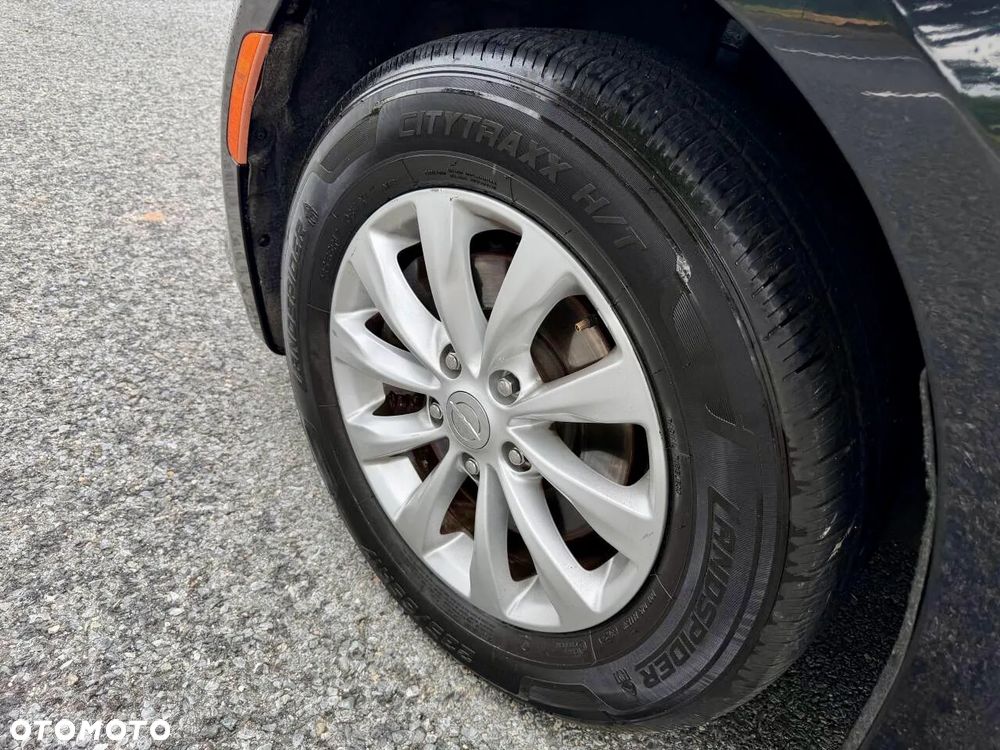 Chrysler Pacifica - 29