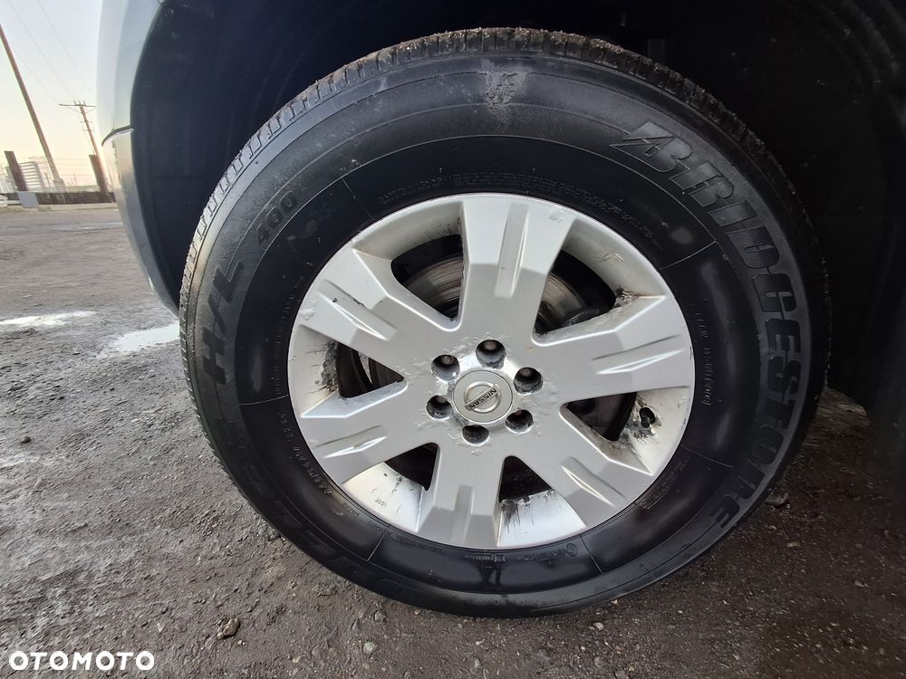 Nissan Pathfinder 2.5 DCi Comfort / XE - 13