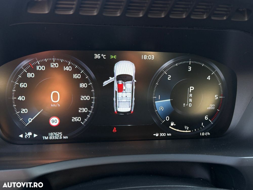 Volvo XC 90 D5 AWD Geartronic RDesign - 17