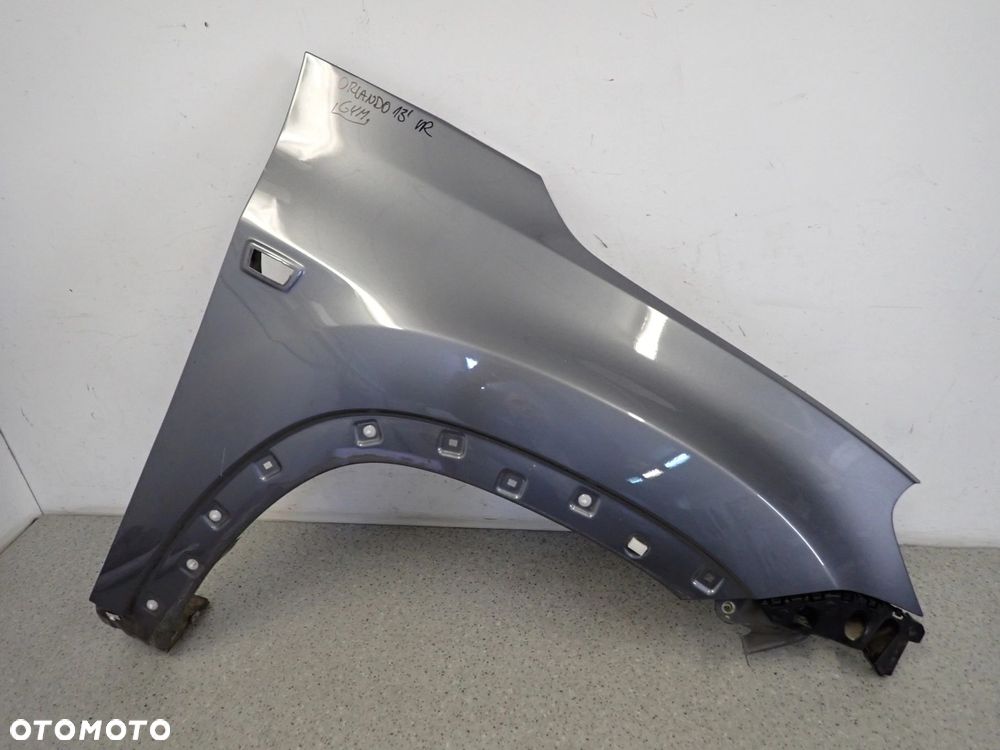 CHEVROLET ORLANDO 10- BŁOTNIK PRZEDNI PRAWY GYM - 2