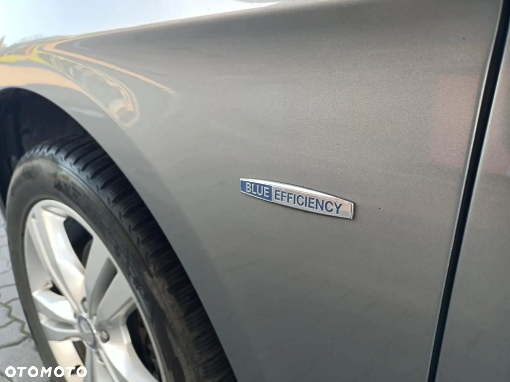 Mercedes-Benz ML 350 BlueTec 4-Matic - 12