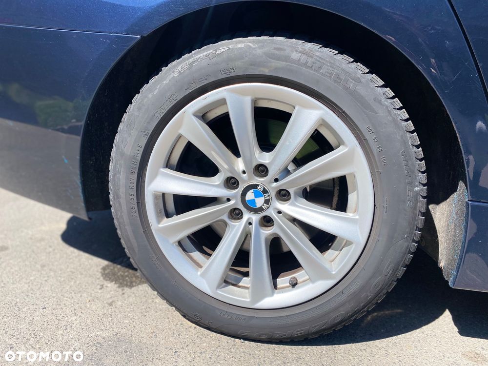 BMW Seria 5 525d xDrive - 20