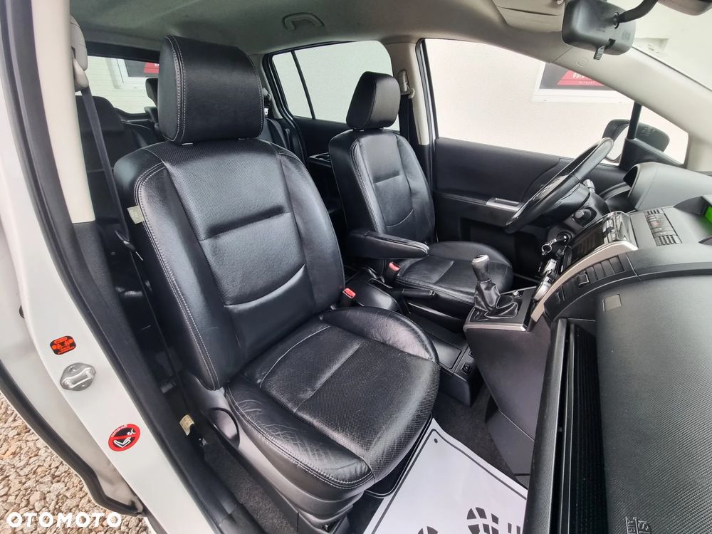 Mazda 5 2.0 Exclusive + - 11