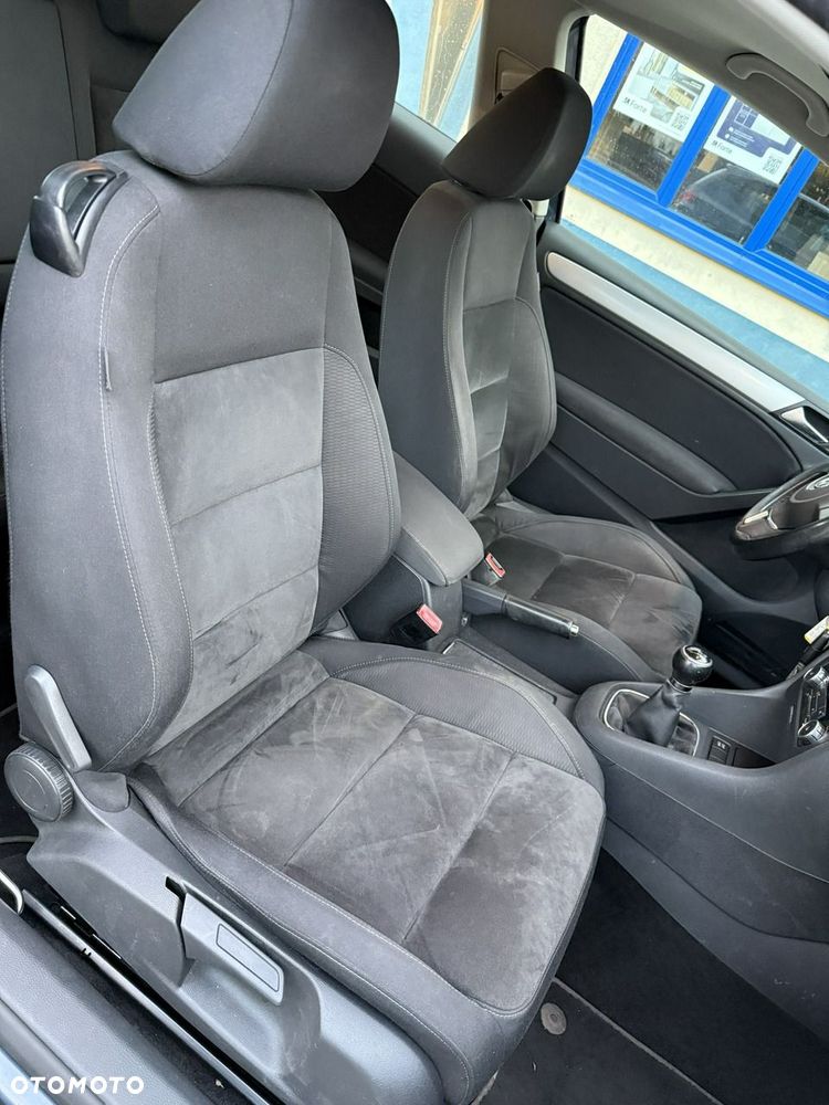 Volkswagen Golf - 16