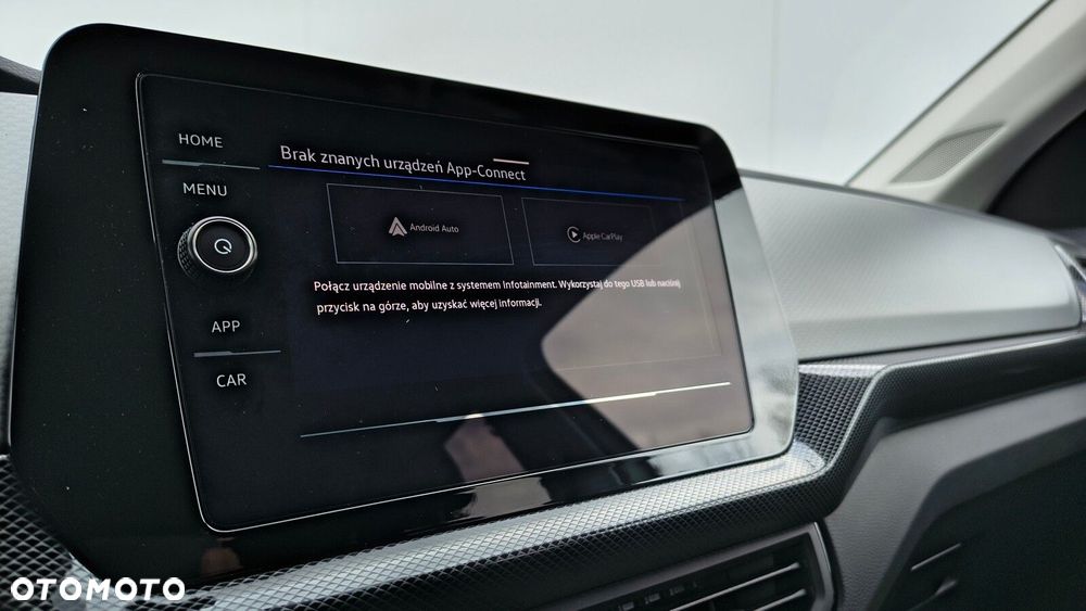 Volkswagen T-Cross - 23