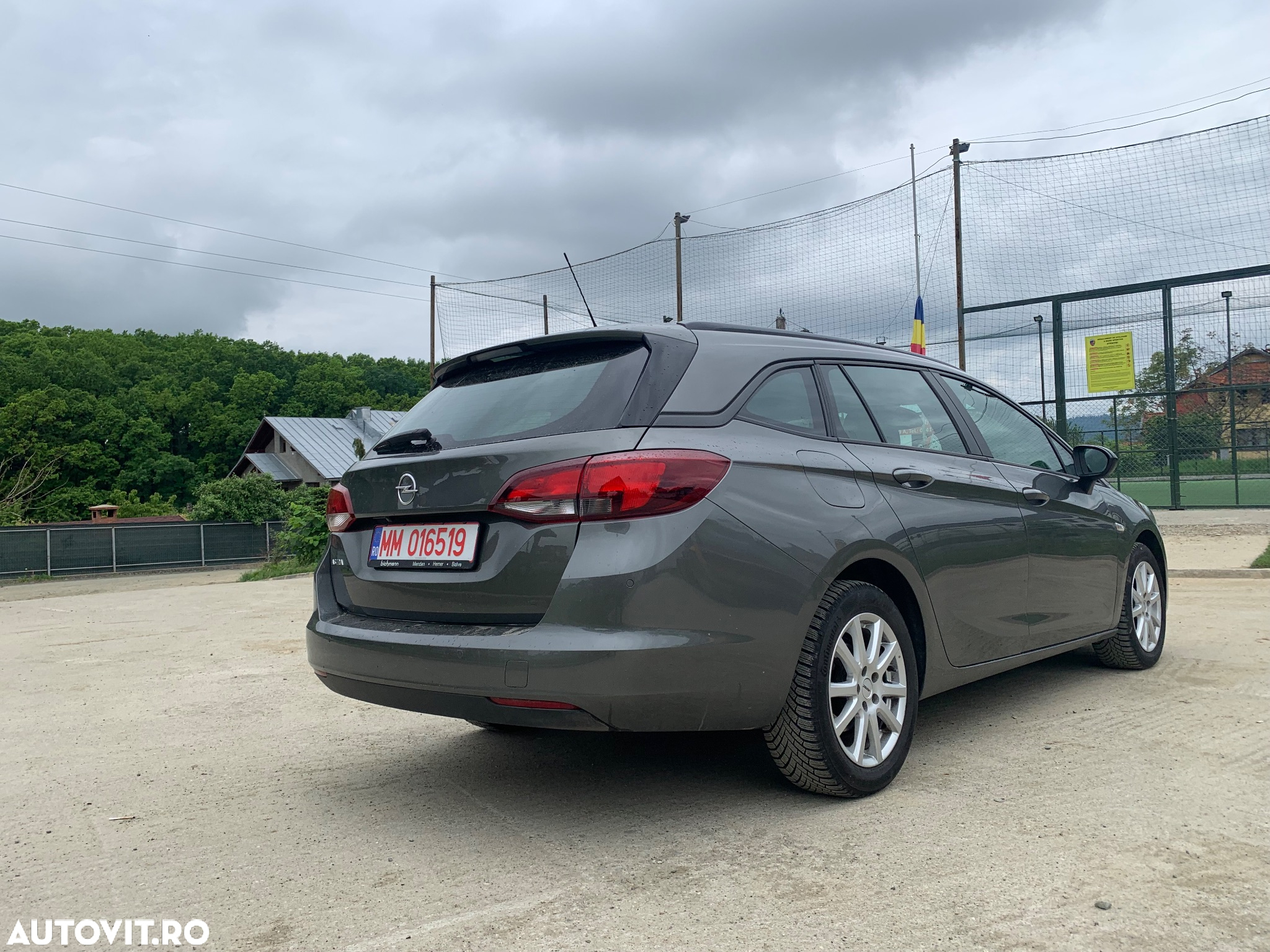 Opel Astra 1.5 D Start/Stop Sports Tourer Business Edition - 3