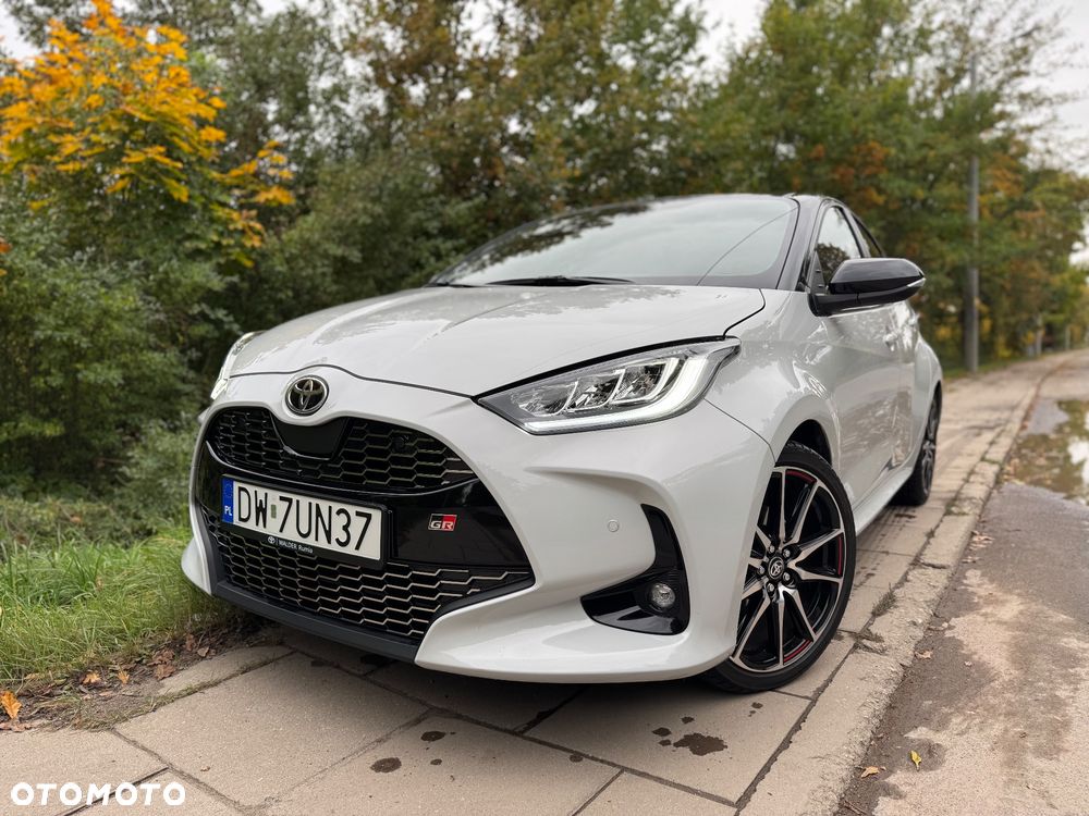 Toyota Yaris - 1