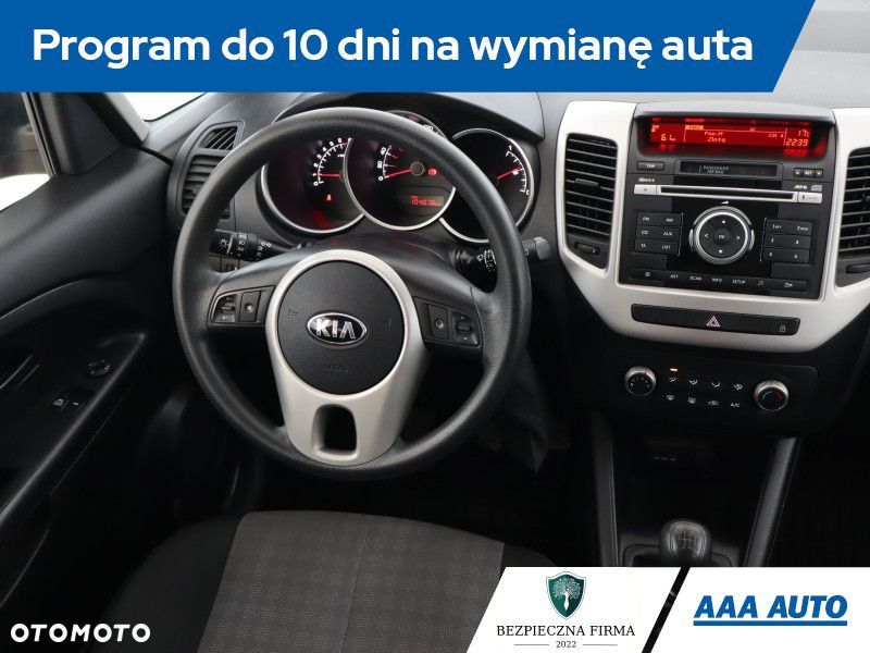 Kia Venga - 9