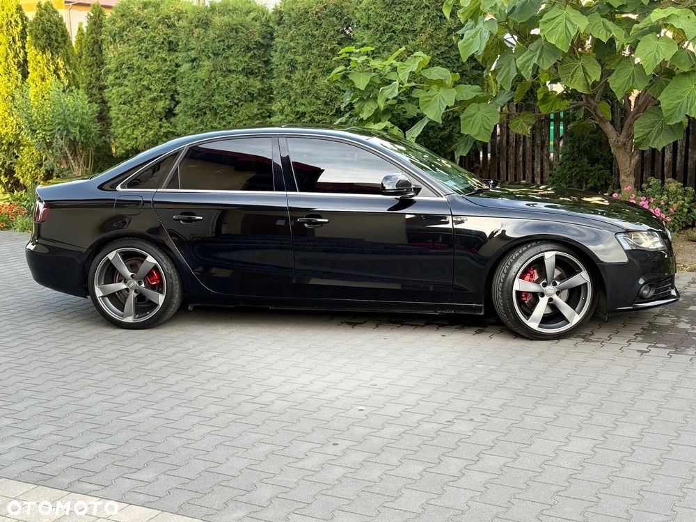 Audi A4 - 4