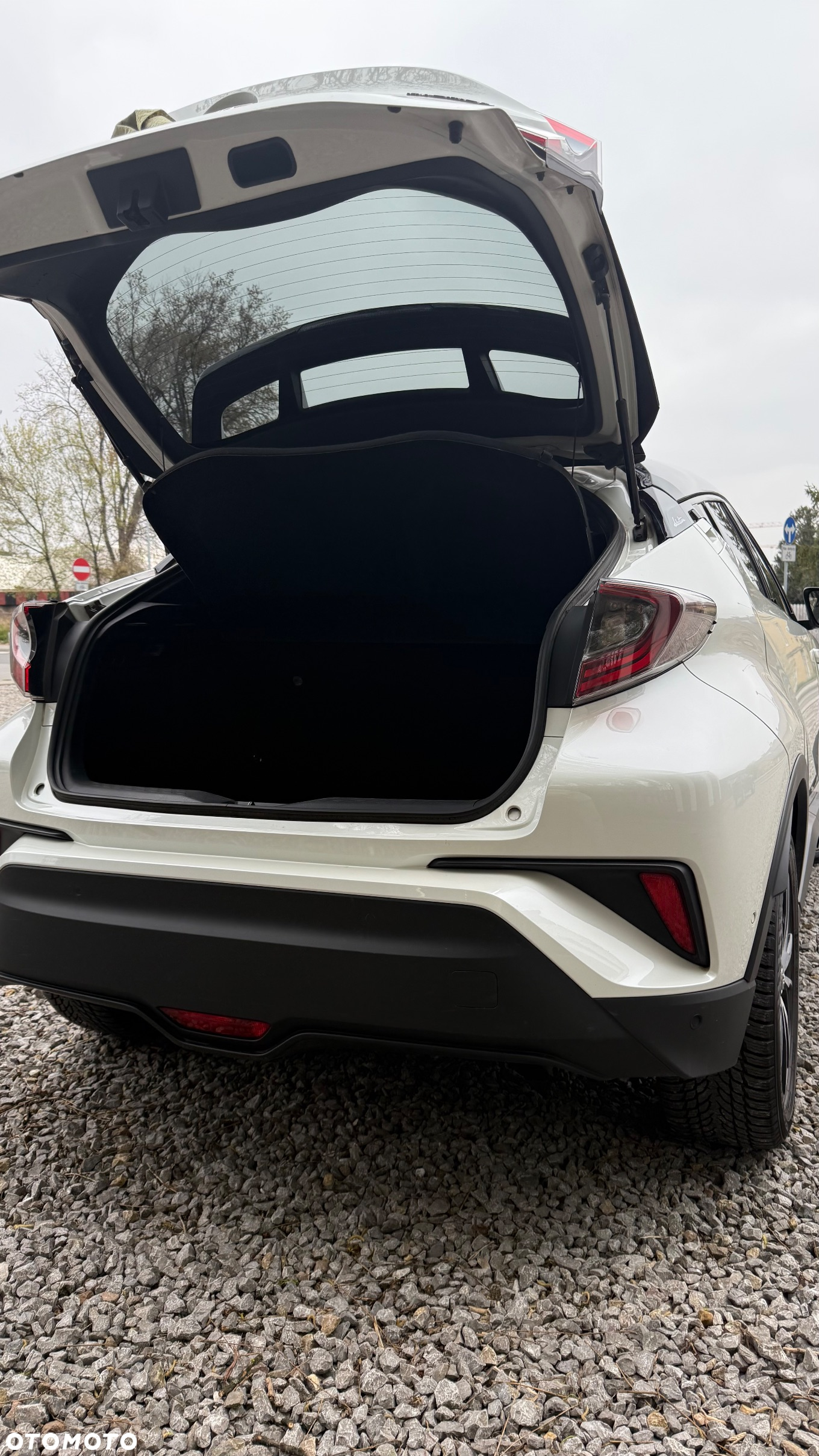 Toyota C-HR 1.8 Hybrid Selection - 7