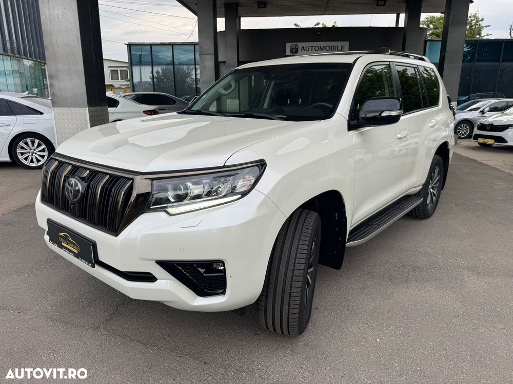 Toyota Land Cruiser 2.8l D-4D 204 CP A/T 7 locuri Luxury AVS Black - 2