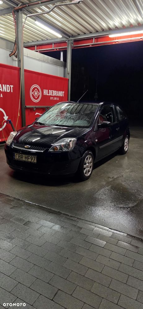Ford Fiesta 1.3 Ambiente - 4