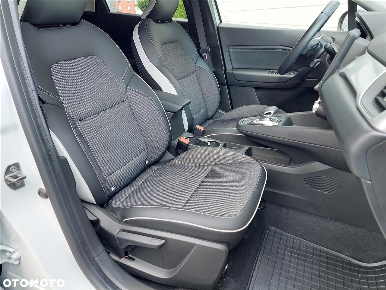 Renault Captur - 8