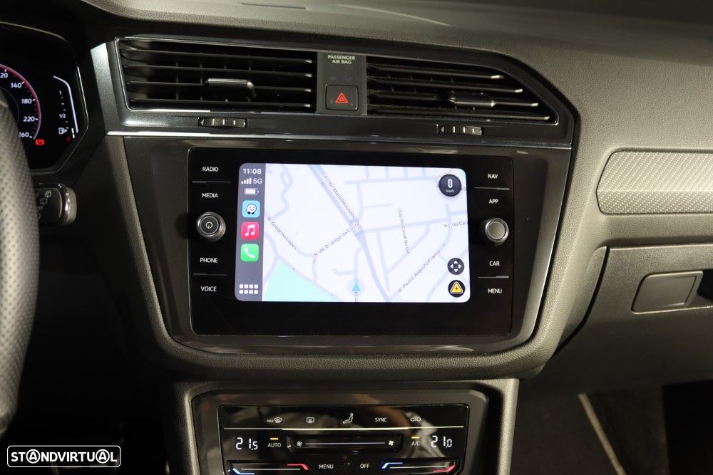 VW Tiguan Allspace 2.0 TDI R-Line DSG - 33