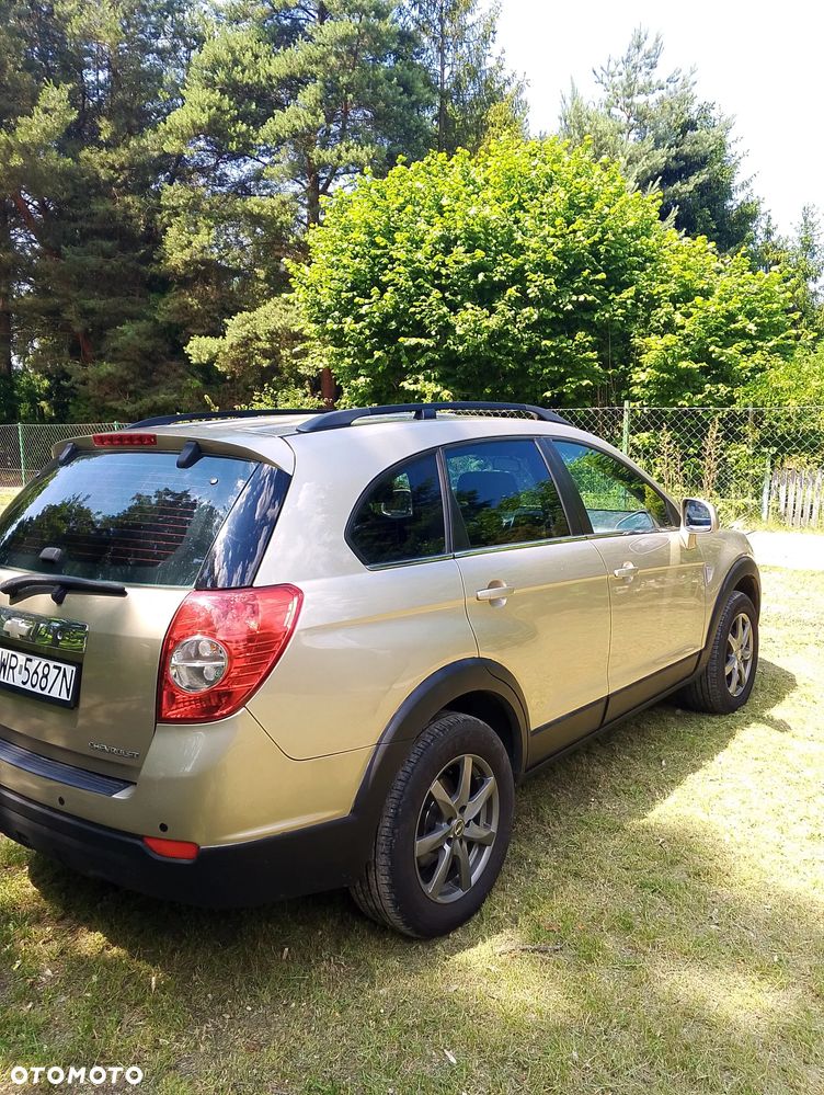Chevrolet Captiva 2.4 LS - 9