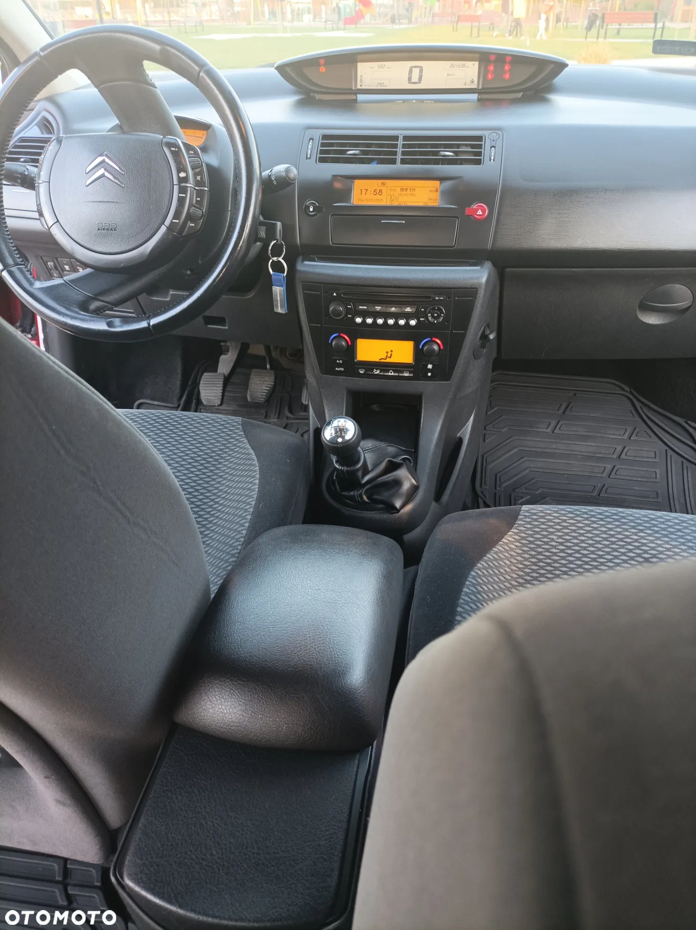 Citroën C4 1.6 16V Impress - 2