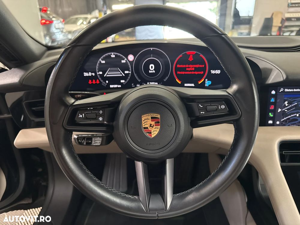 Porsche Taycan - 15