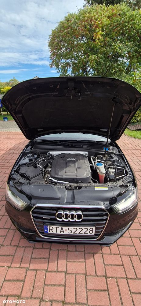 Audi A4 Avant 2.0 TDI Quattro S tronic - 15