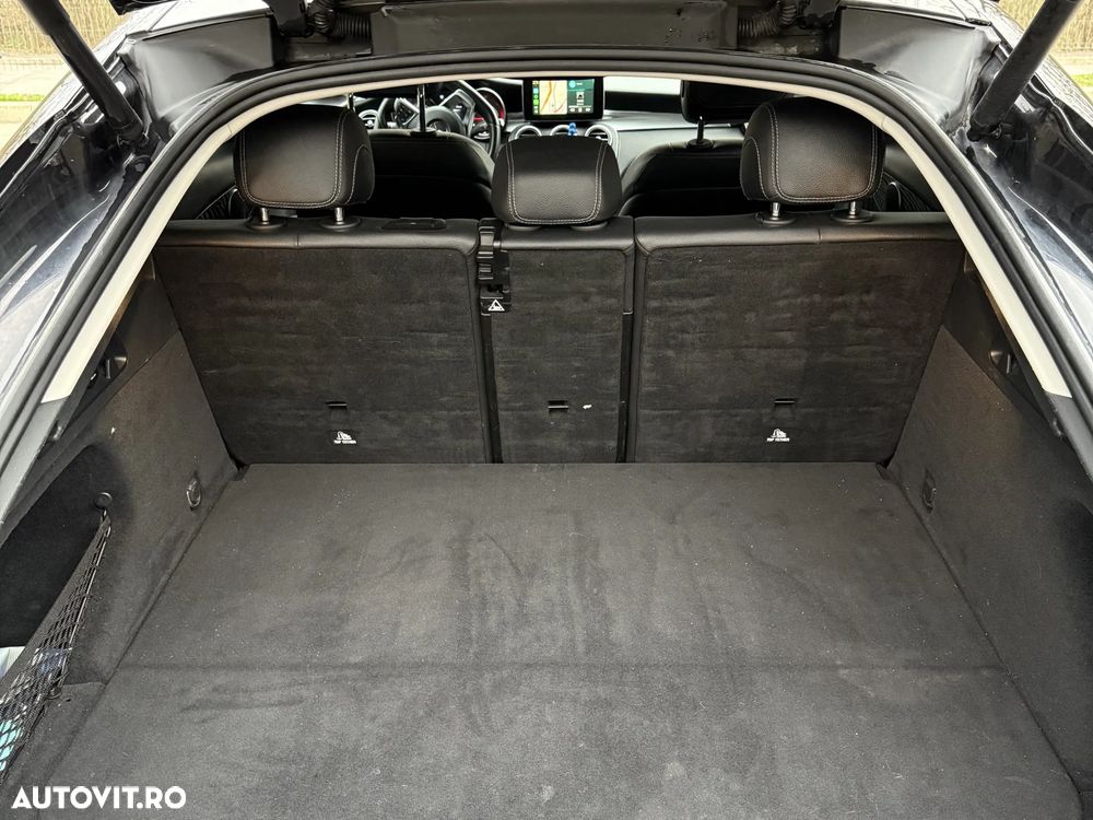 Mercedes-Benz GLC 250 d 4MATIC 9G-TRONIC AMG Line - 25