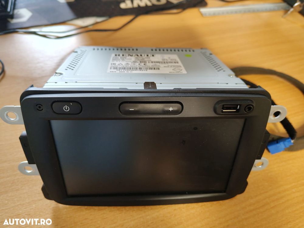 Navigatie originală cu android Dacia Logan 2013-2020