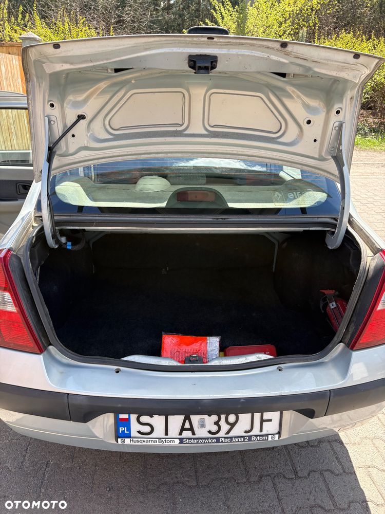 Renault Thalia 1.4 16V Expression - 17