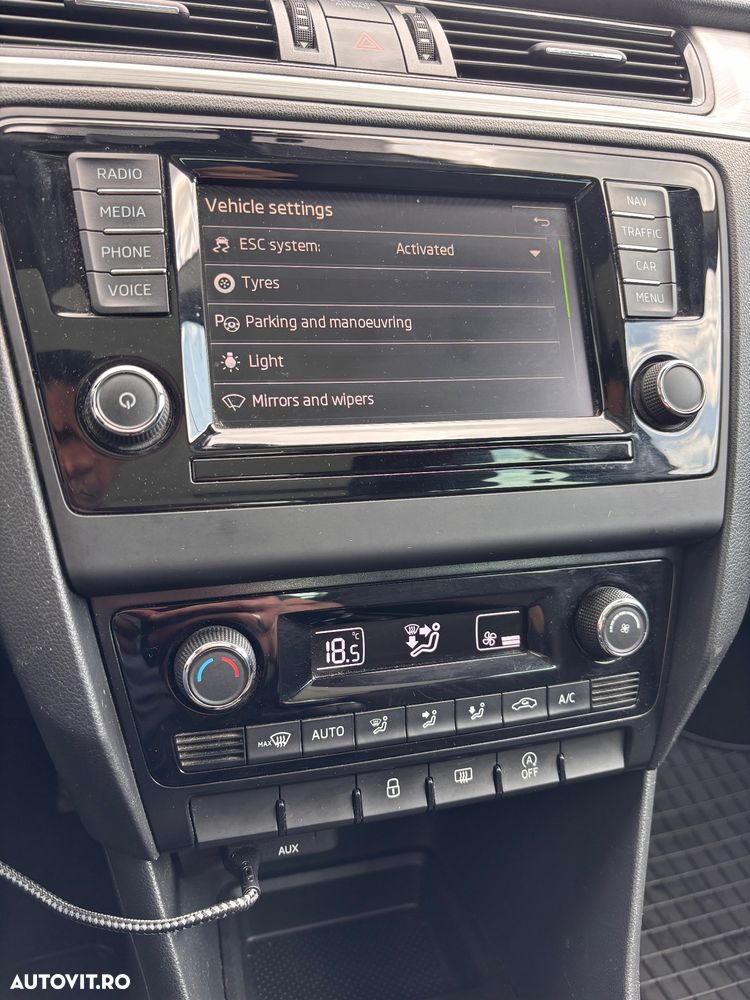 Skoda RAPID 1.6 TDI Ambition - 14