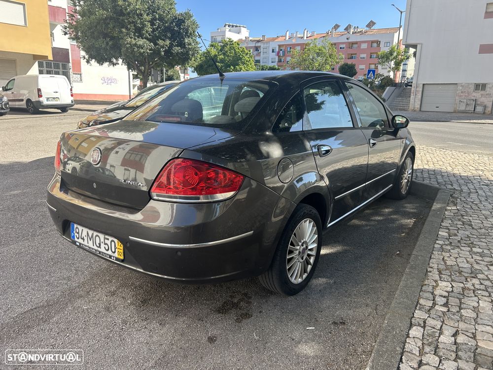 Fiat Linea 1.6 M-Jet Emotion - 5