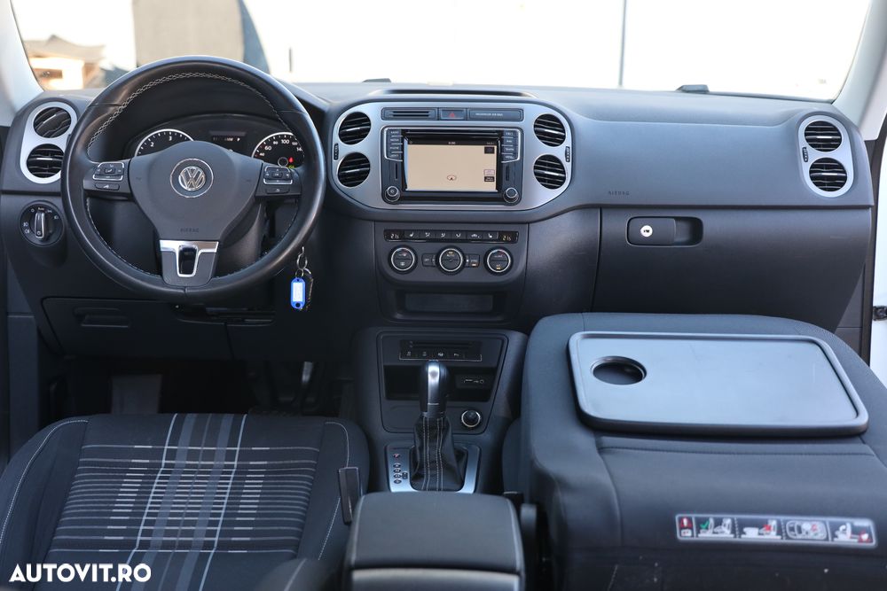 Volkswagen Tiguan 2.0 TDI SCR 4MOTION BlueMotion Technology DSG Lounge Track & Style - 15