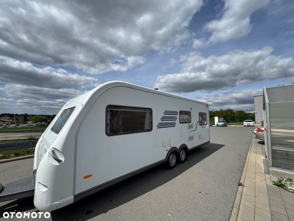 Hymer-Eriba 620 Moving - 8