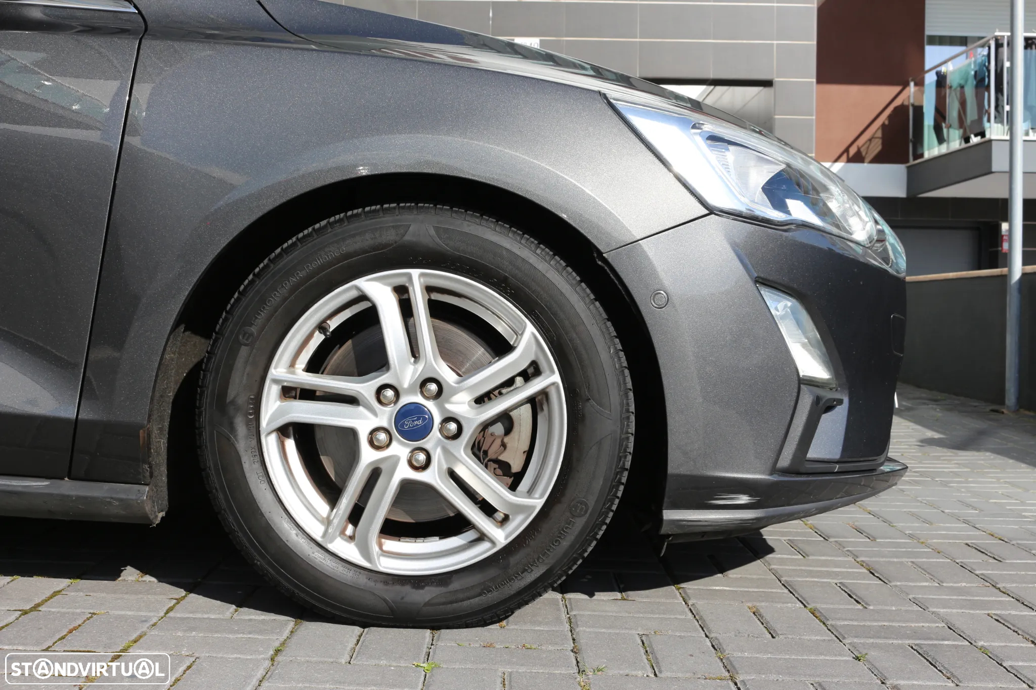 Ford Focus SW 1.5 TDCi EcoBlue Connected - 8