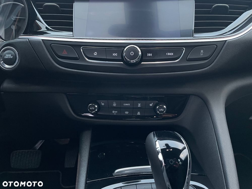 Opel Insignia 2.0 T Business Elegance S&S - 22