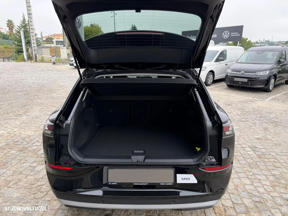 VW T-Roc 1.5 eTSI Life DSG - 19