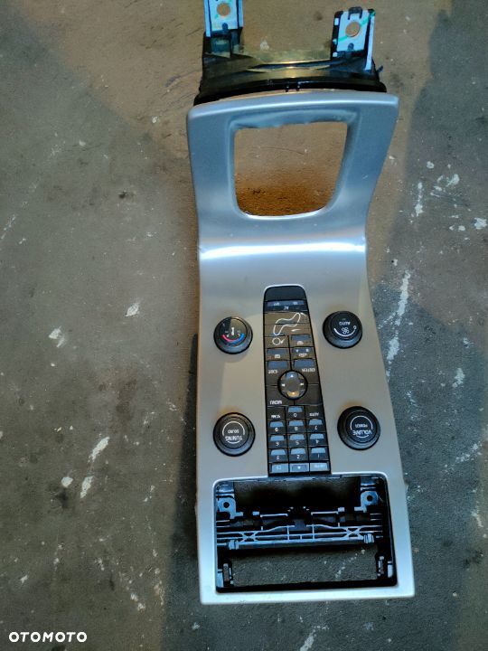 Radio i przełączniki nawiewu,wyświetlacz Volvo s 40 - 2