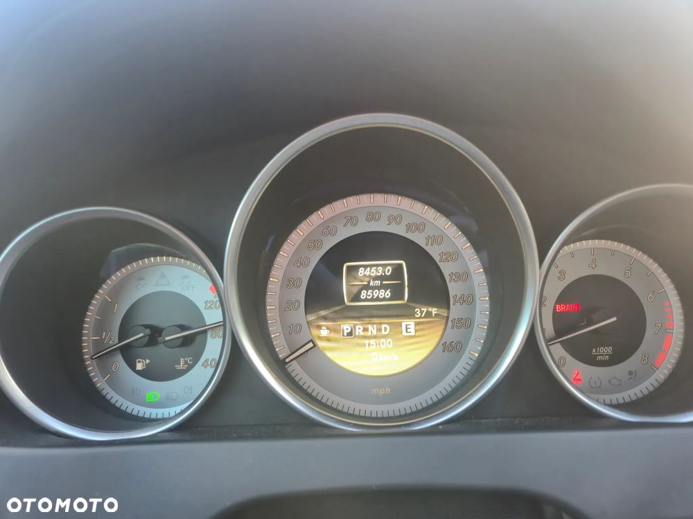 Mercedes-Benz Klasa C 250 (BlueEFFICIENCY) 7G-TRONIC - 33