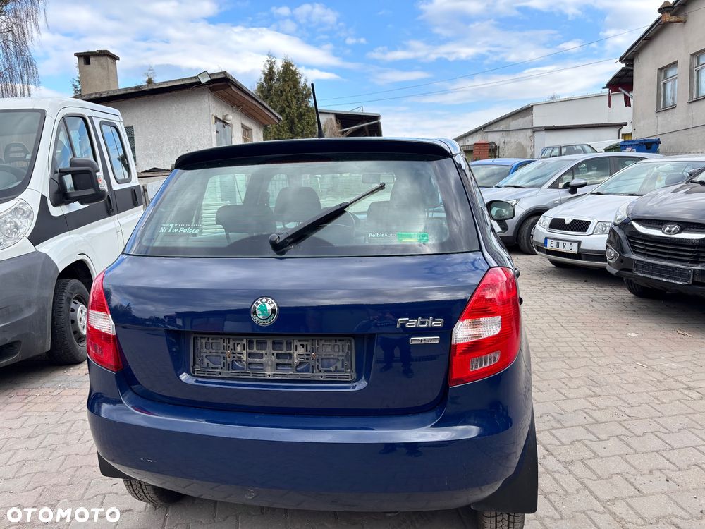 Skoda Fabia - 8