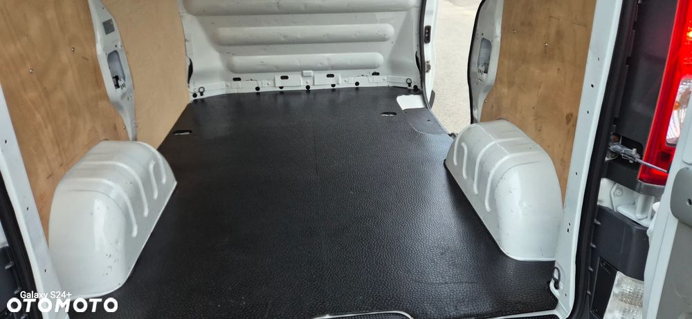 Renault Trafic - 27