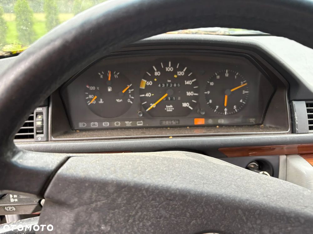 Mercedes-Benz W124 (1984-1993) - 8