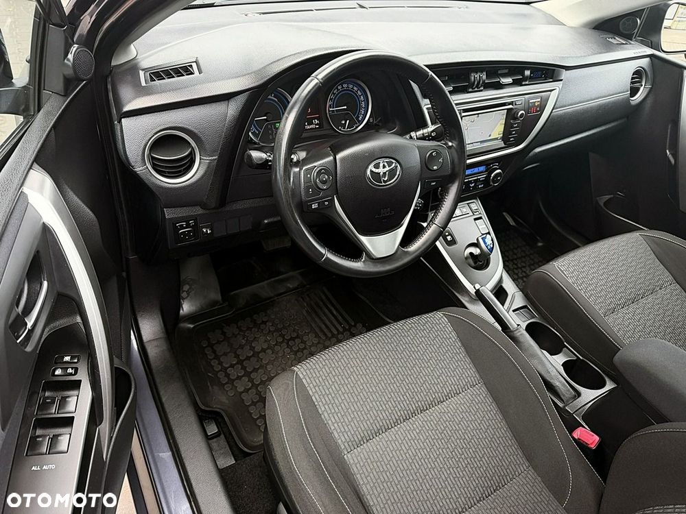 Toyota Auris - 17