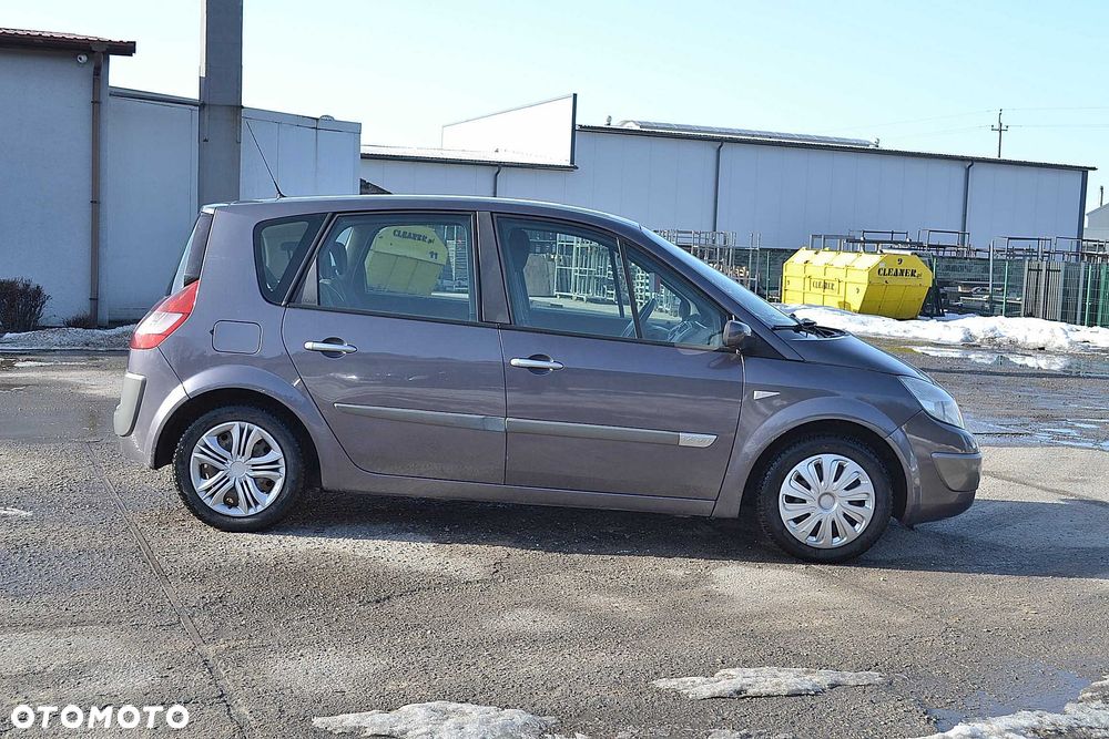 Renault Scenic - 4