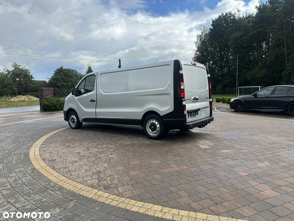 Renault Trafic - 8