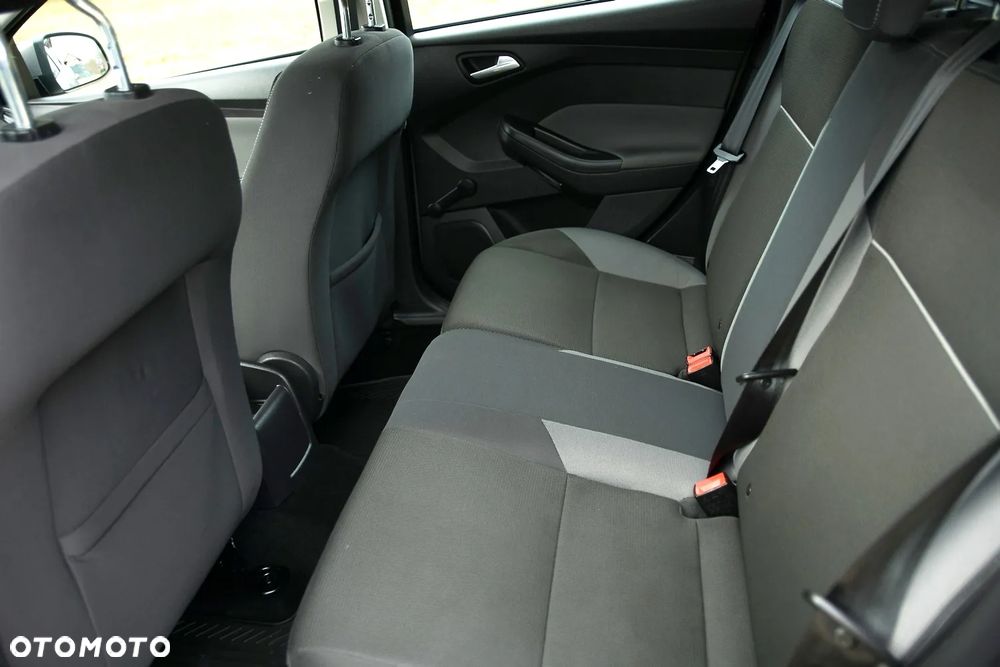 Ford Focus 1.6 Ti-VCT Titanium - 22