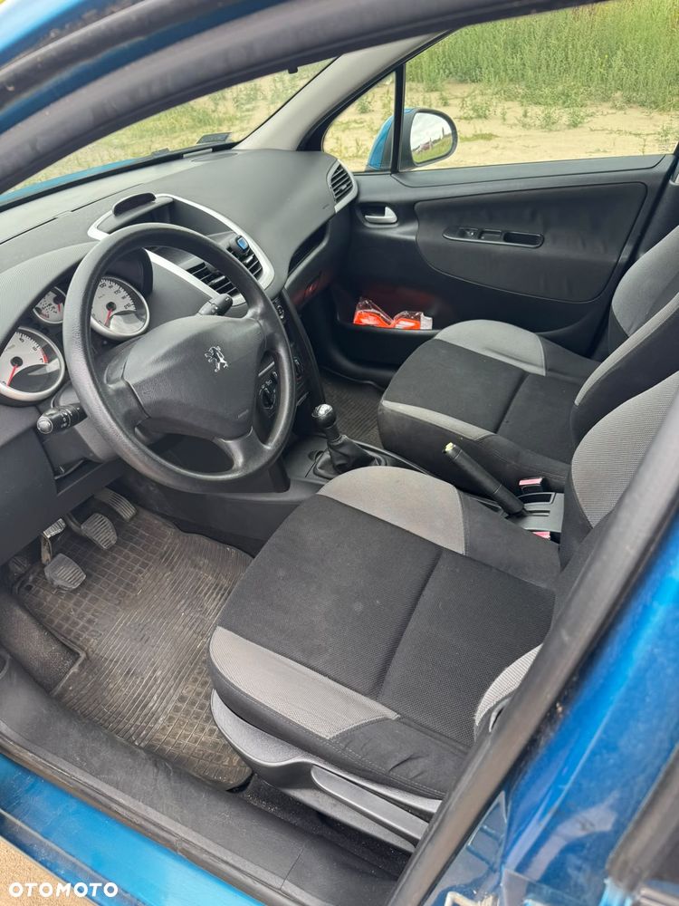 Peugeot 207 1.4 Presence - 20