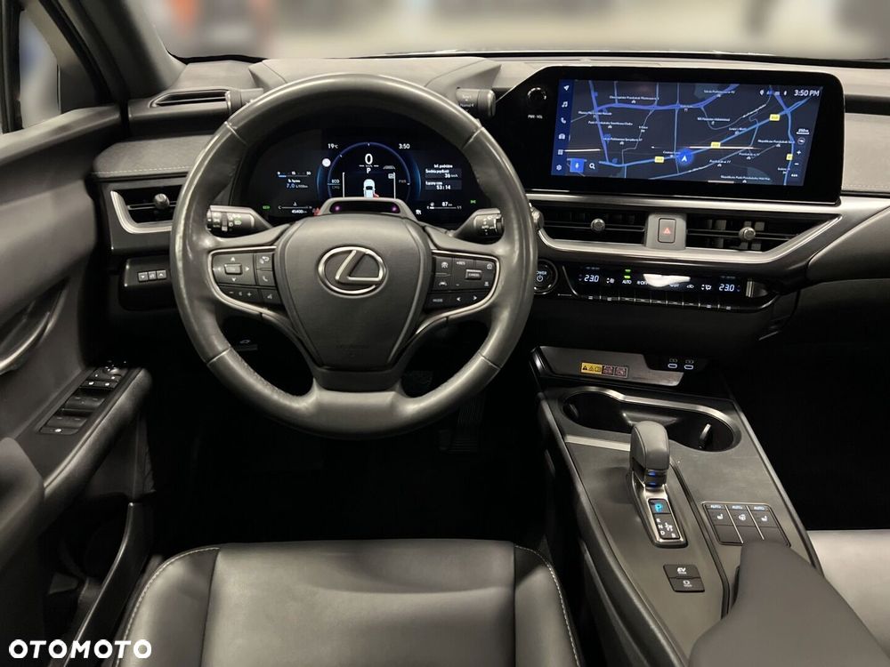 Lexus UX 300h F Sport Design - 16