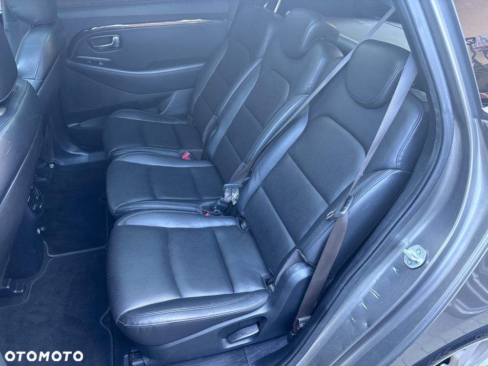 Kia Carens 1.7 CRDi M 7os - 21