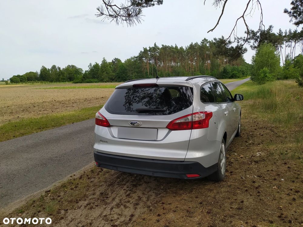 Ford Focus 1.6 TDCi Ambiente - 12