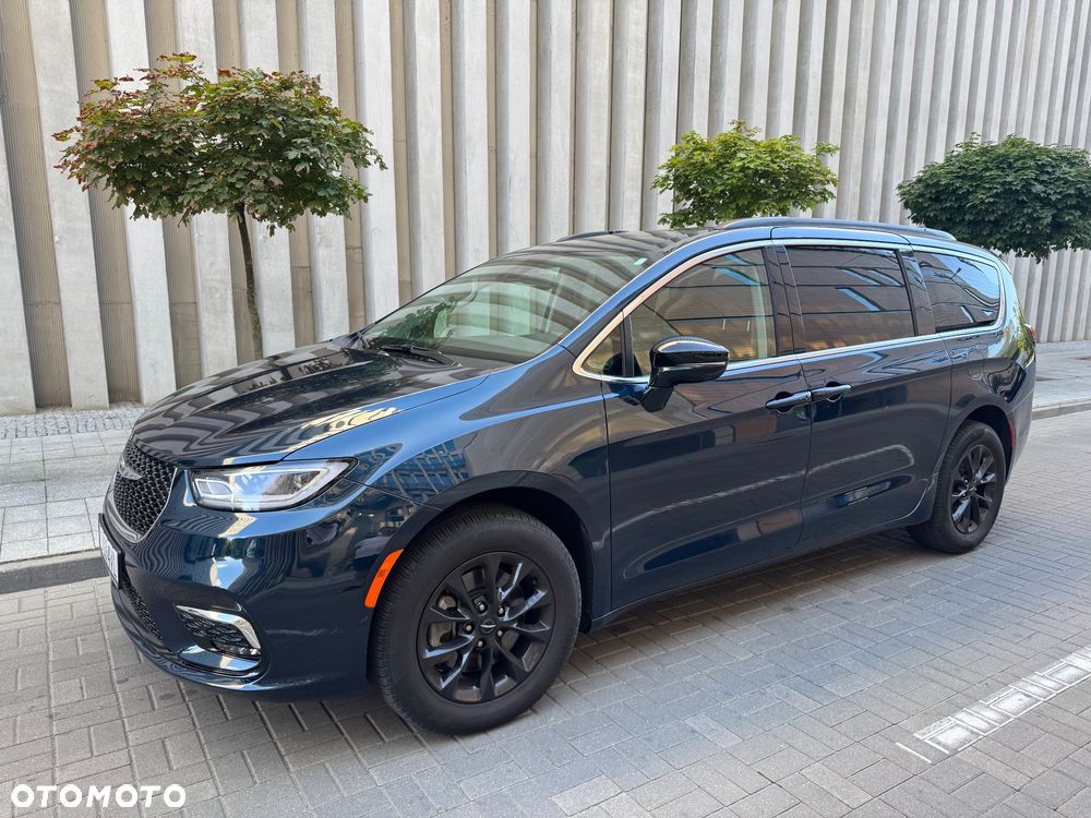 Chrysler Pacifica - 14
