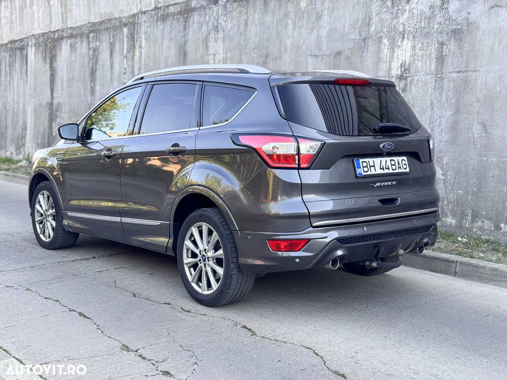 Ford Kuga 2.0 TDCi 4x4 Aut. Vignale - 3