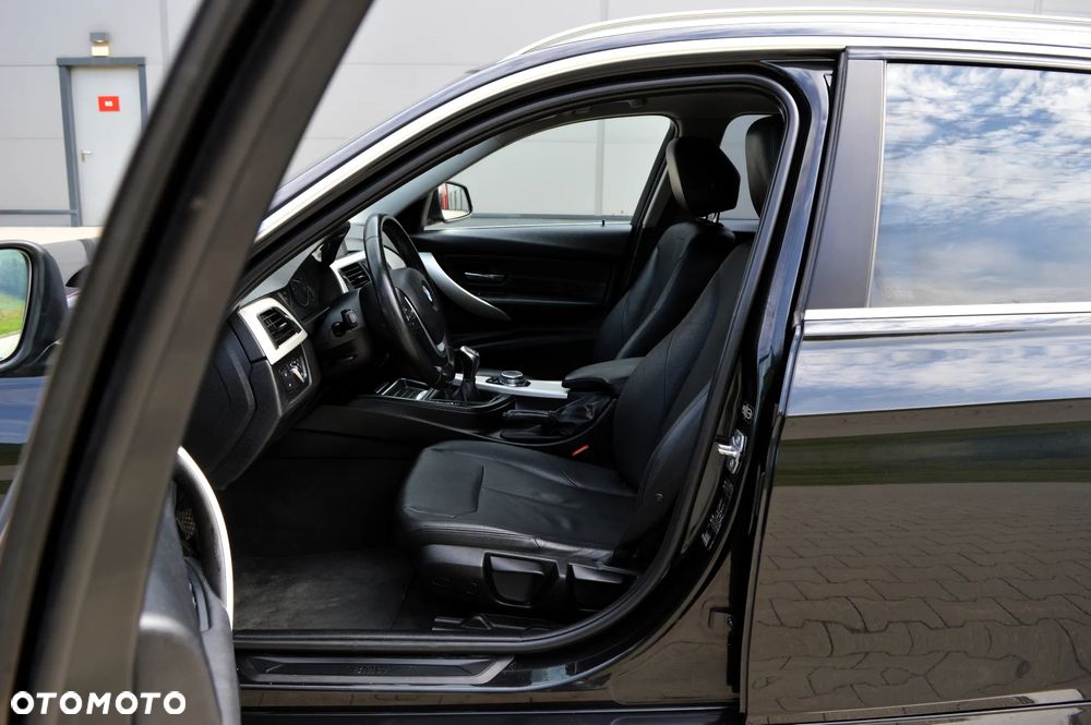 BMW Seria 3 318d Sport Line - 6