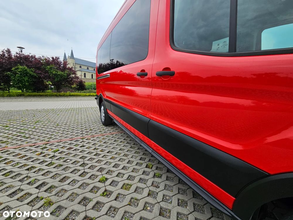 Ford Transit Kombi L2H3 Limited - 8